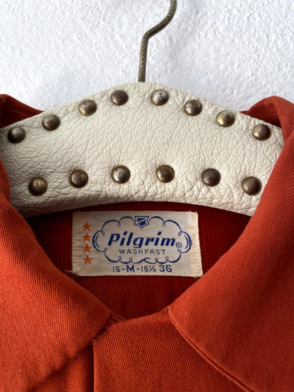 1950s Beautiful rayon shirt.