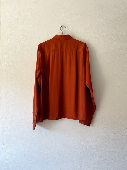 1950s Beautiful rayon shirt.