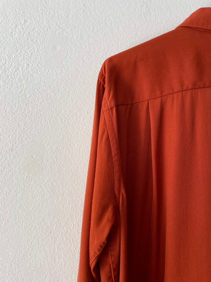 1950s Beautiful rayon shirt.