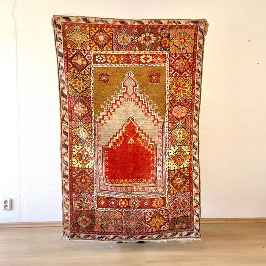 Antique Turkish  Kirsehir hand made rug