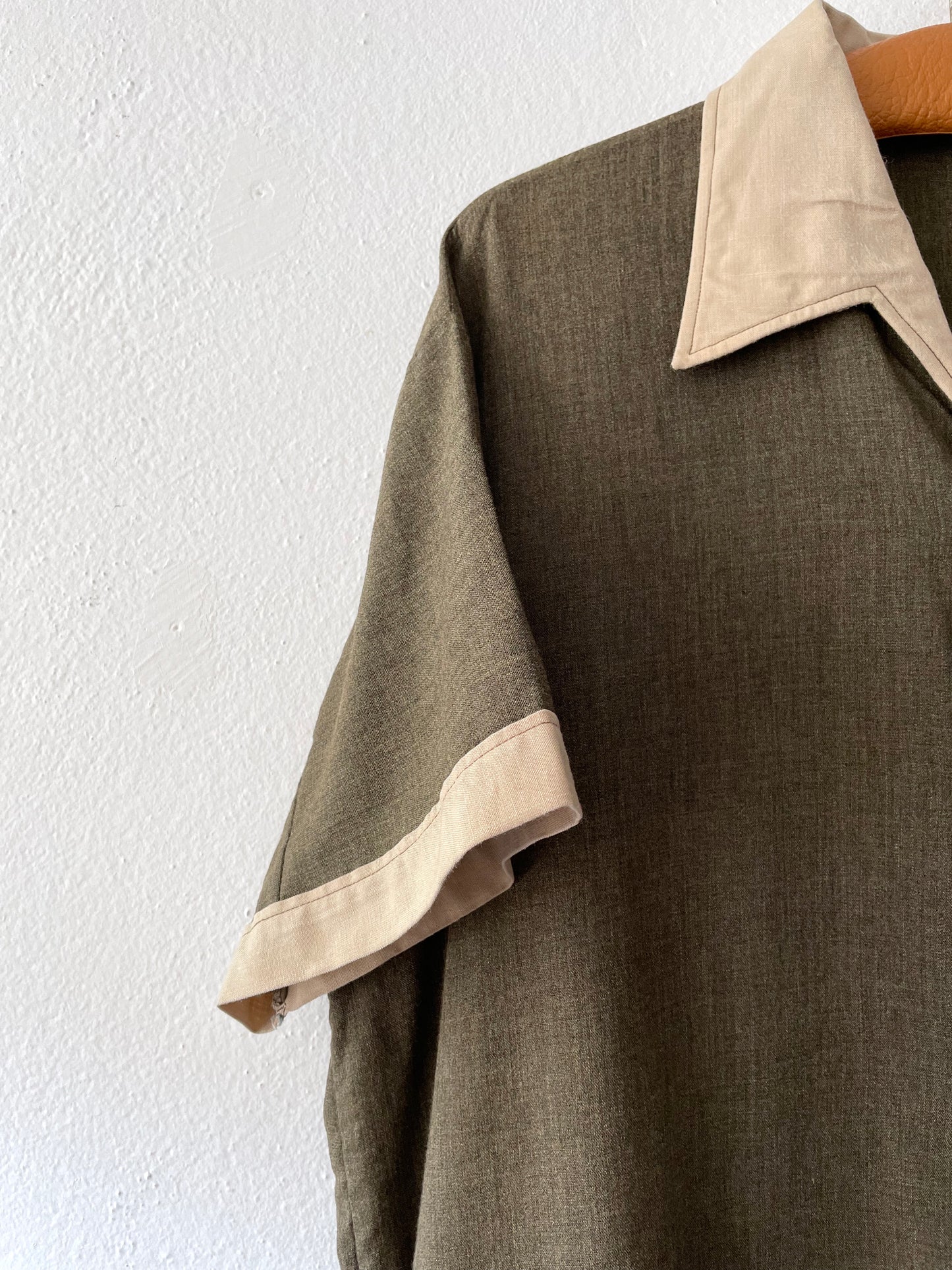 70s Open collar shirt.